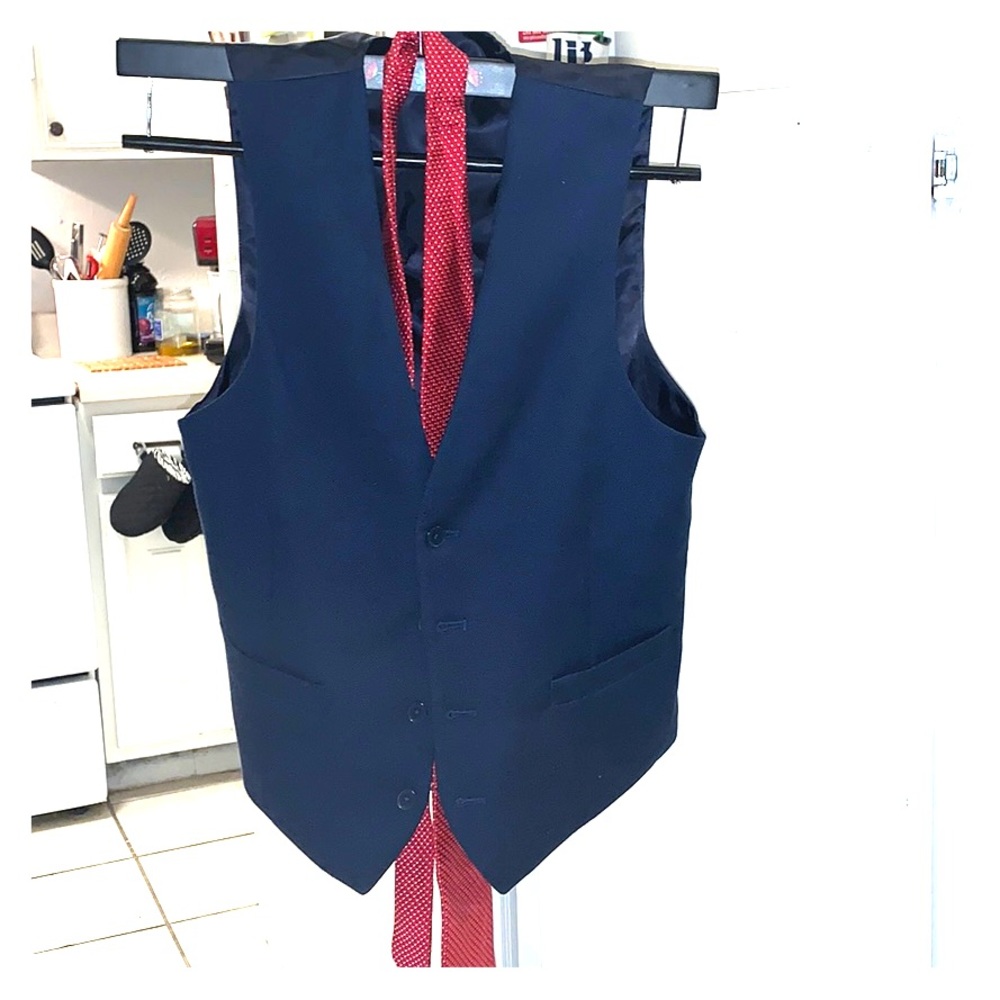 Navy Blue vest & Red Jones NY tie.